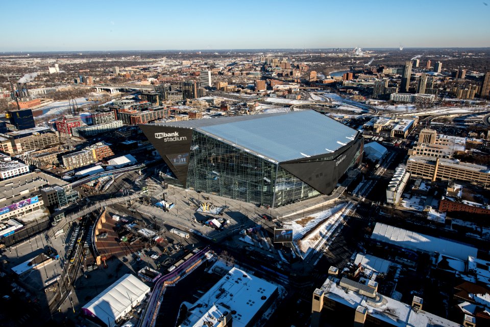 Aerial Photos of US Bank Stadium and Minneapolis, Minnesota (25115581897)