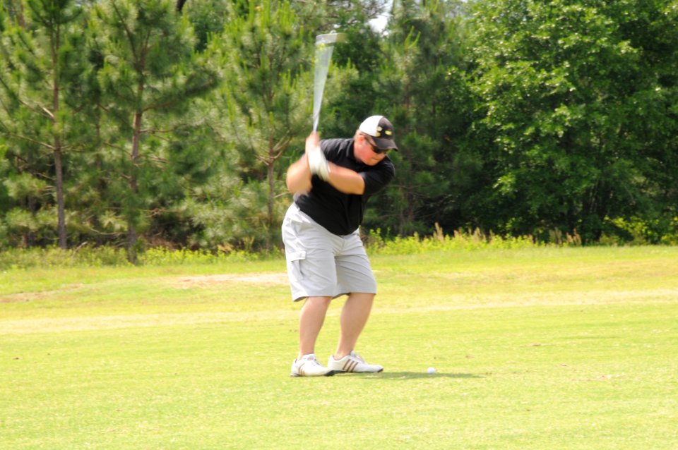 AER provides tee time for those in need (6986277714)