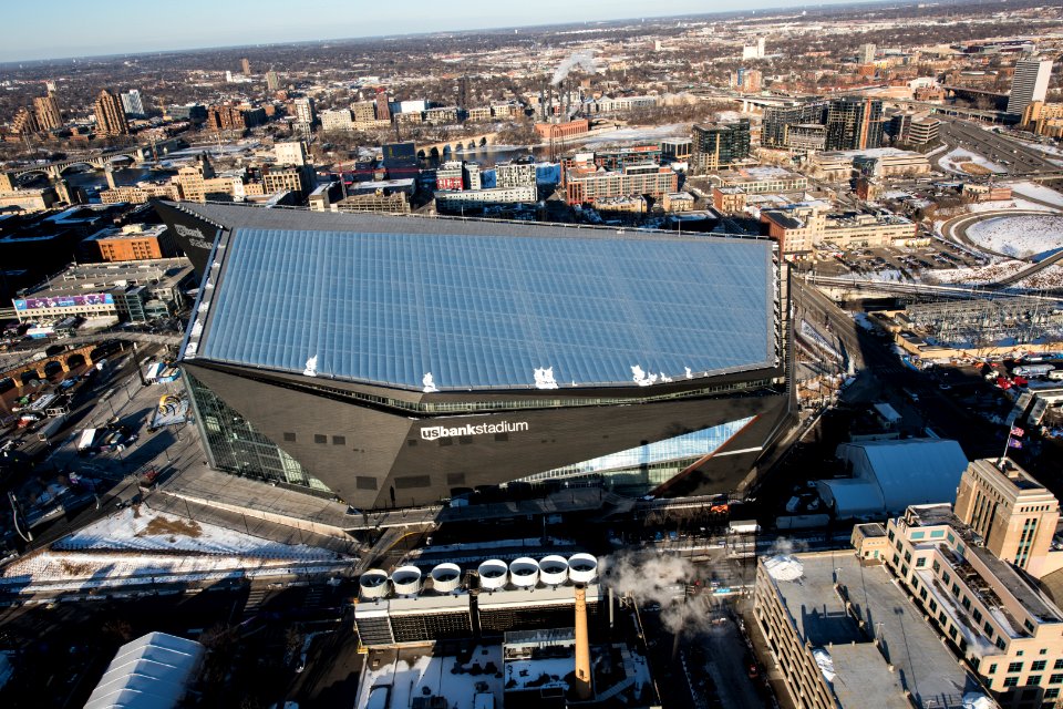 Aerial Photos of US Bank Stadium and Minneapolis, Minnesota (25115597137)