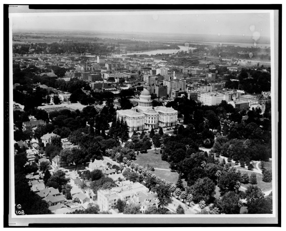 Aerial view of the state capitol LCCN2001695054
