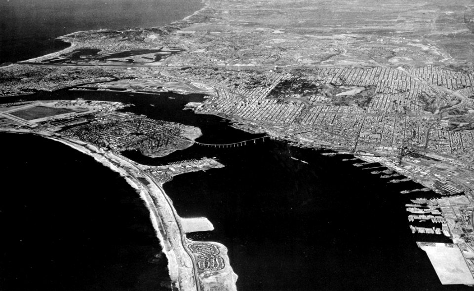 Aerial view of U.S. Naval Station San Diego, California (USA), circa in 1973