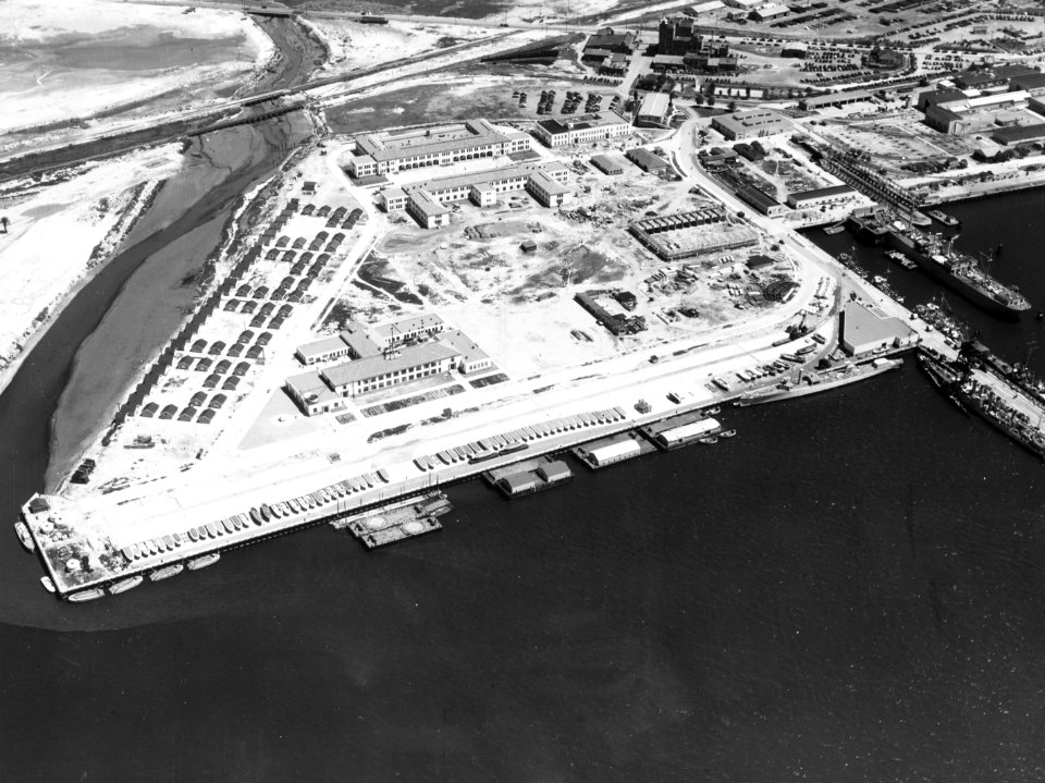 Aerial view of warships at San Diego in April 1941