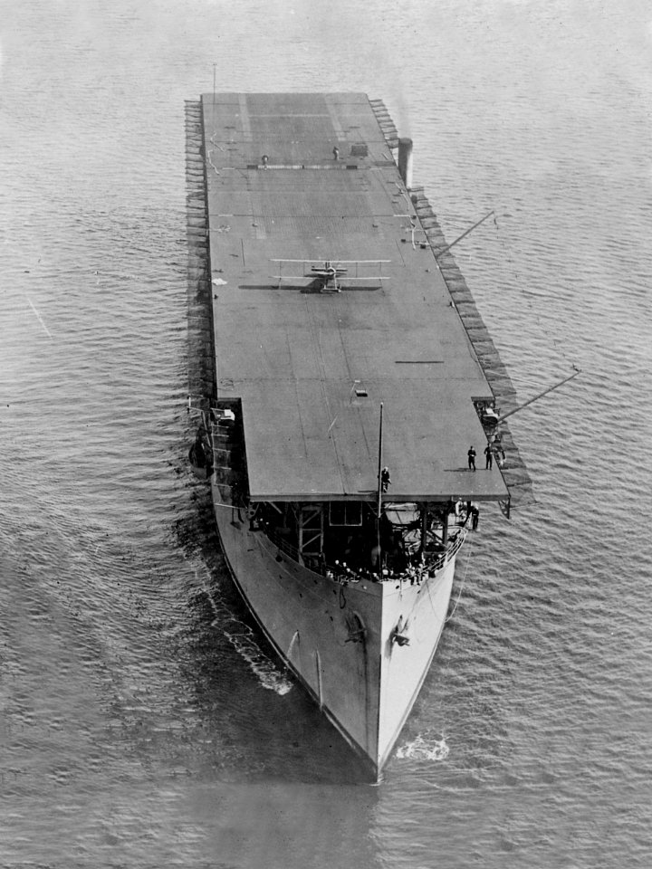 Aerial view of USS Langley (CV-1) on 3 August 1923 (520639)