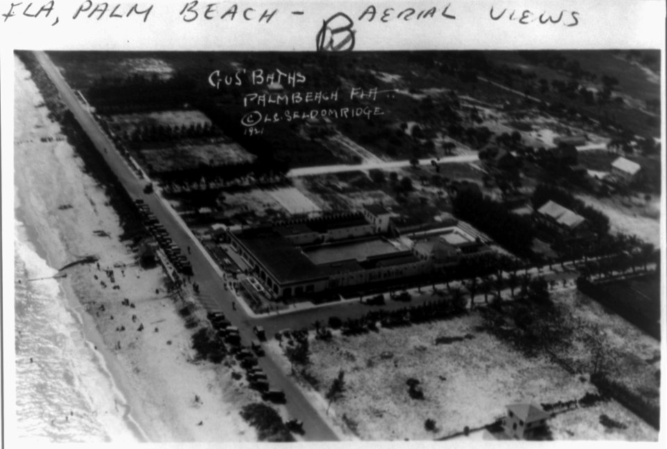 Aerial views of Palm Beach, Florida LCCN2002712832