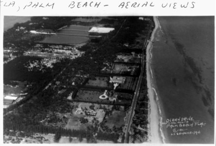 Aerial views of Palm Beach, Florida LCCN2002712831 photo