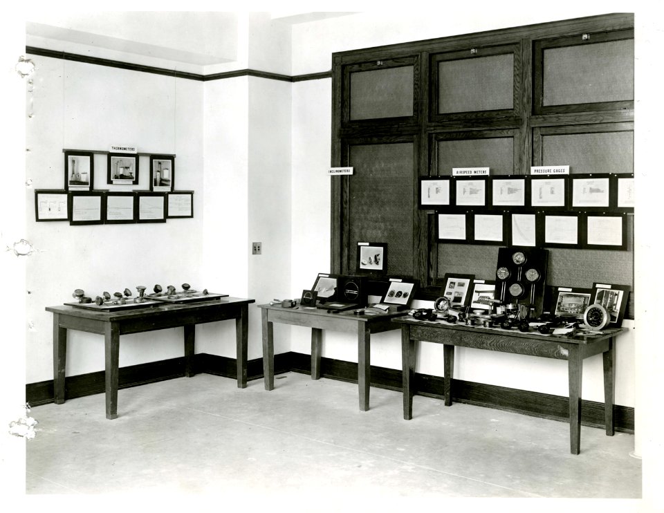 Aeronautic instrument exhibit of thermometers, inclinometers, airspeed meters, and pressure gages at A.P.S., May 1919