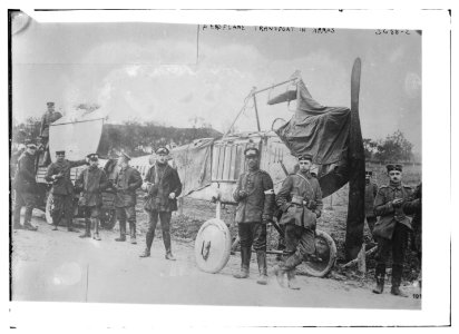 Aerolane transport in Arras LCCN2014700440