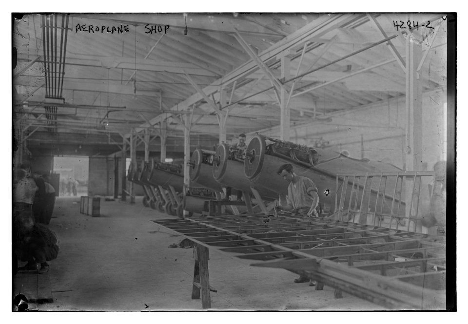 Aeroplane (airplane) shop LCCN2014705186