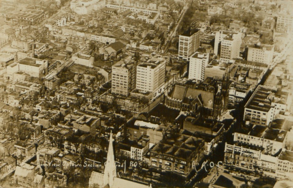 Aero view. Uptown section, Montreal, P.Q (HS85-10-38634)