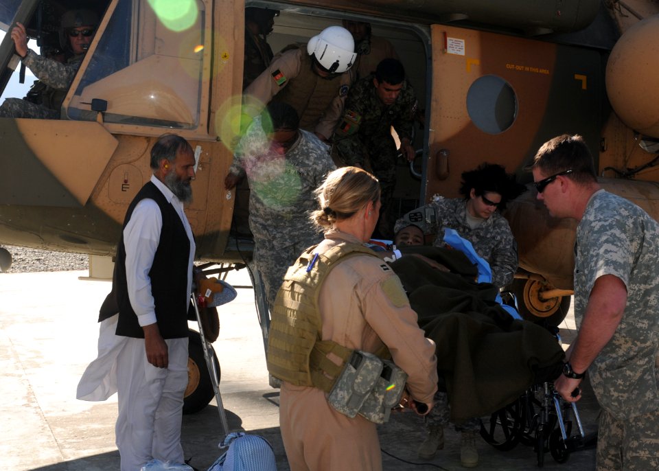 Afghan Air Force take child home (5160480025)