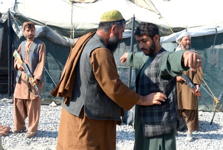 Afghan Local Police conduct training 121014-N-HN353-007