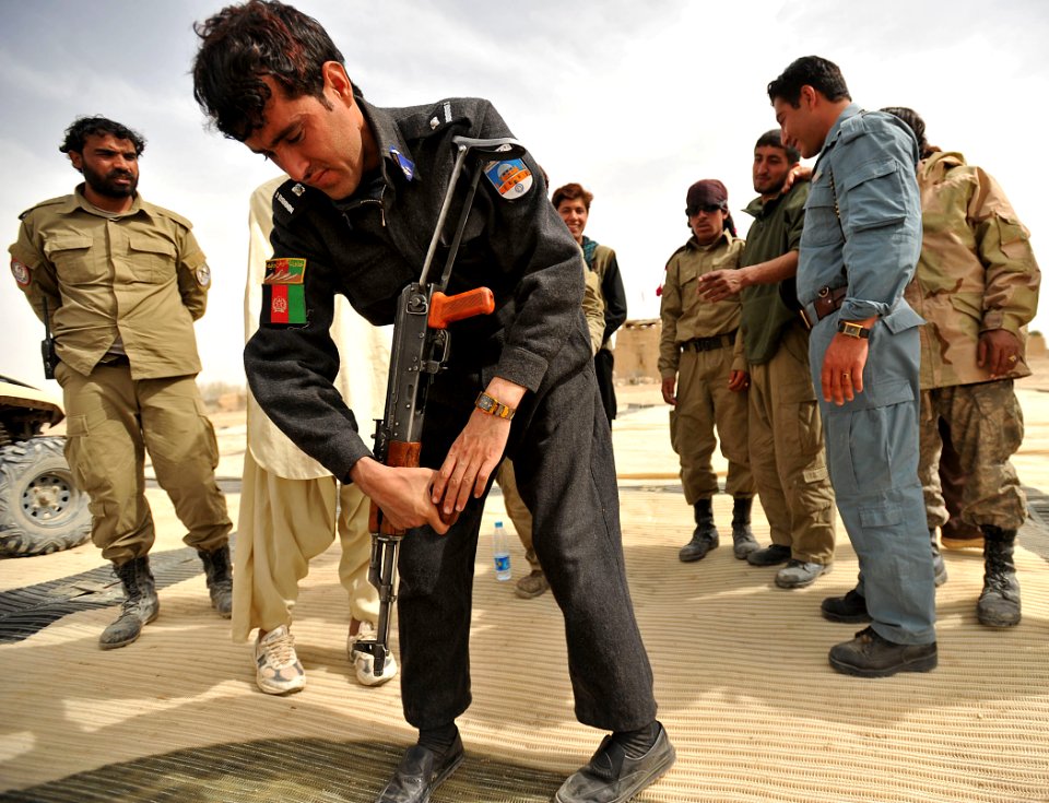 Afghan Local Police dry range 120324-N-UD522-050