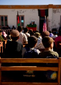 Afghan Police Give School Supplies to Kandahar Children DVIDS344793