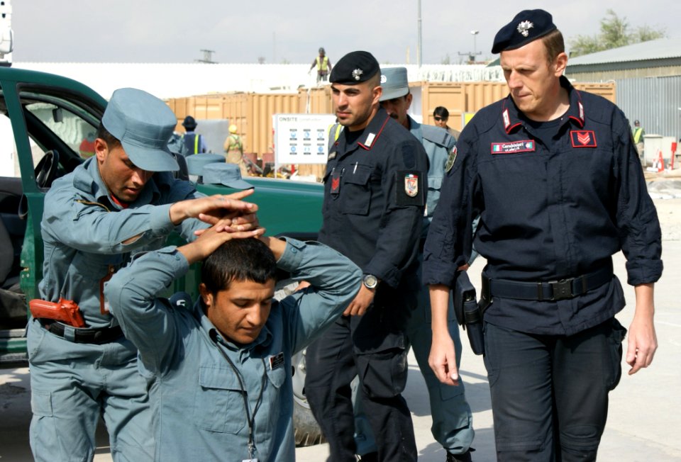 Afghan Police train with Italian Carabineri (5037937099)