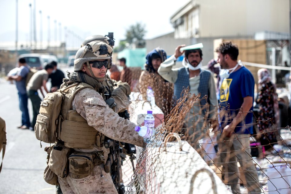 Afghanistan Evacuation 210821-M-GQ845-1038