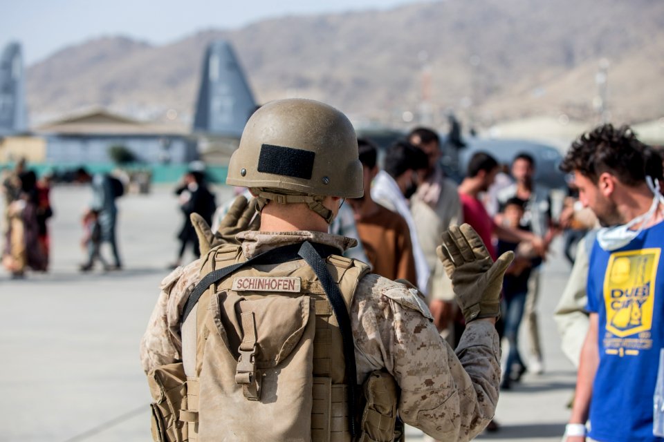 Afghanistan Evacuation 210821-M-GQ845-1043