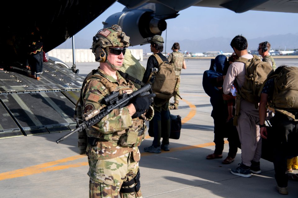 Afghanistan Evacuation 210824-F-BU402-0912