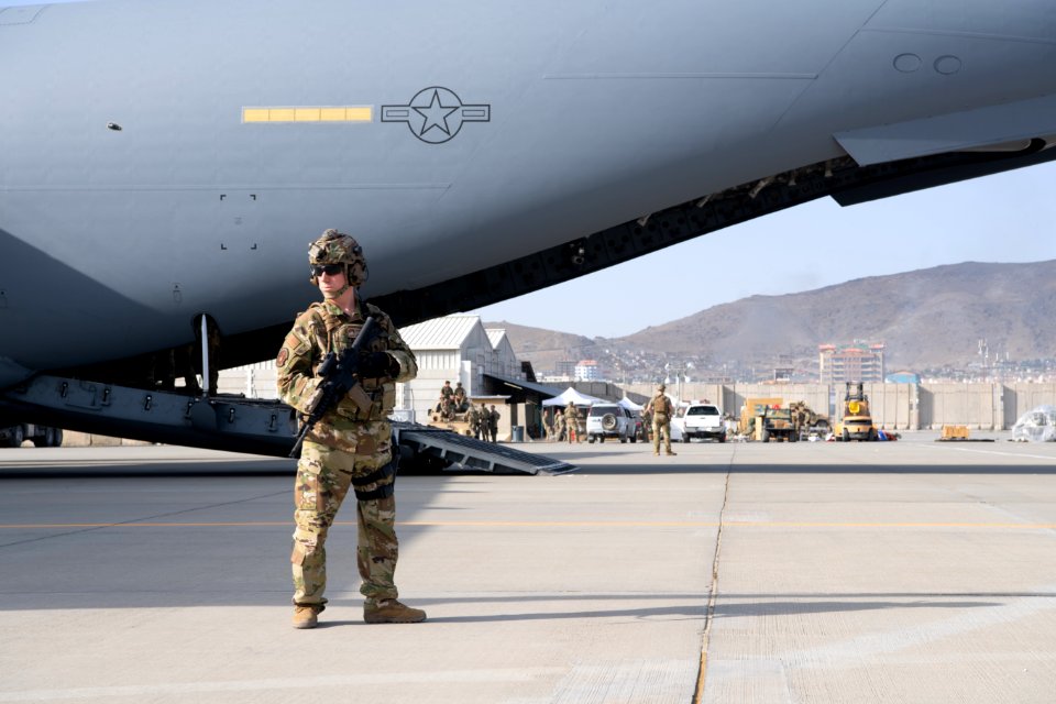 Afghanistan Evacuation 210824-F-BU402-0710