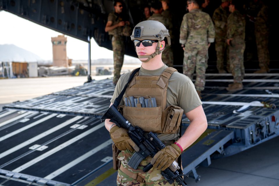 Afghanistan Evacuation 210824-F-BU402-0729