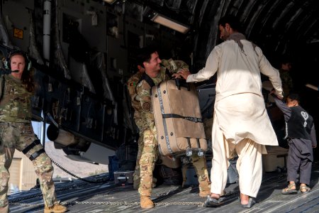 Afghanistan Evacuation 210824-F-BU402-0995