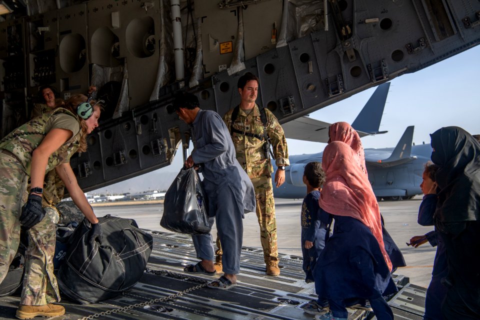 Afghanistan Evacuation 210824-F-BU402-1079