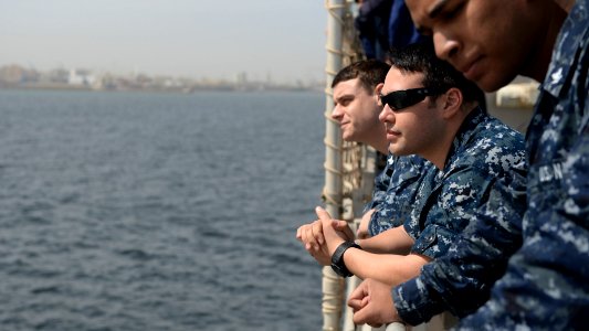 Africa Partnership Station 150121-N-RB579-026