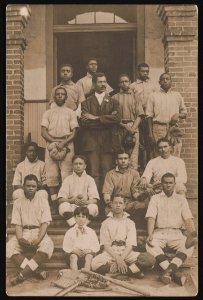 African American baseball team posing on front steps of building LCCN2015649999 photo
