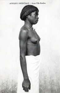 Afrique Orientale-Jeune fille Betsileo photo