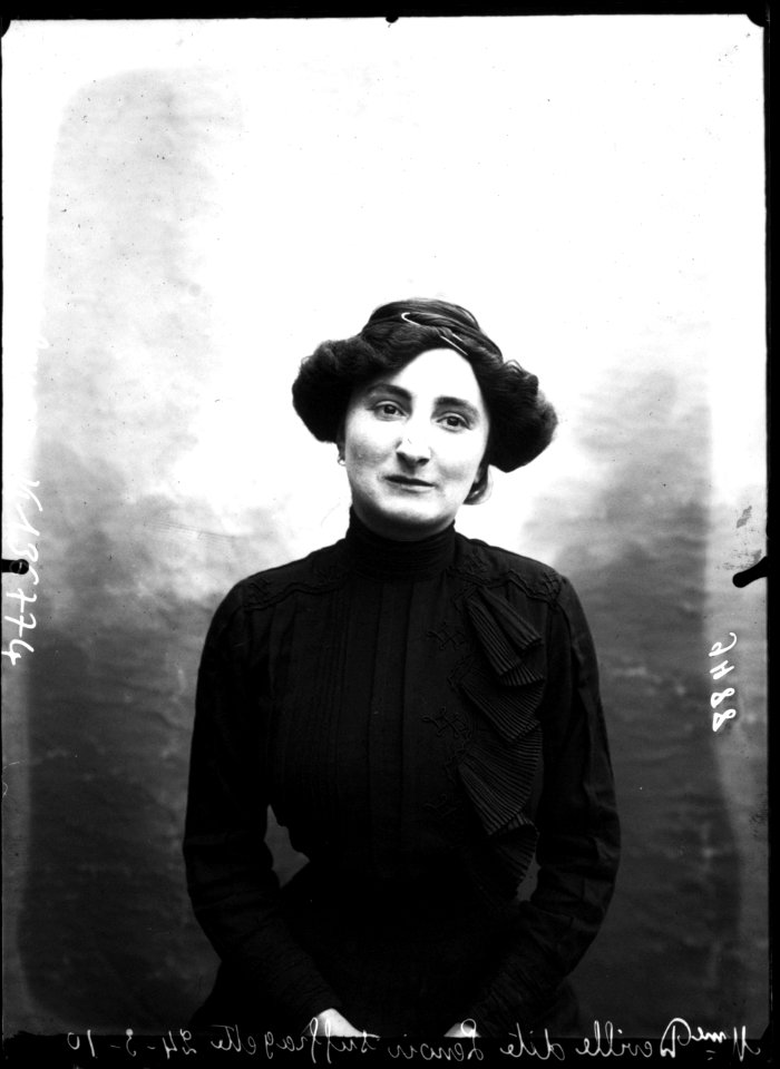 Agence Rol - 1910 - Madame Deville dite Lenoir