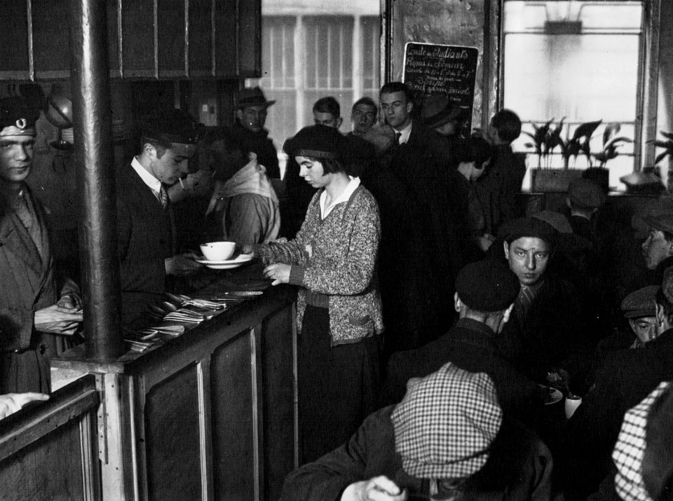 Agence Mondial 1932 - Soupe populaire offerte aux chômeurs en 1932 2