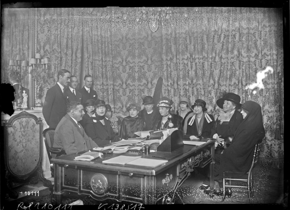 Agence Rol - réunion du comité féminin de la contribution volontaire