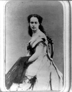 Agnes Elisabeth Winona Leclerq Joy Salm-Salm, three-quarter length portrait, seated, turned left, facing front LCCN2005692502