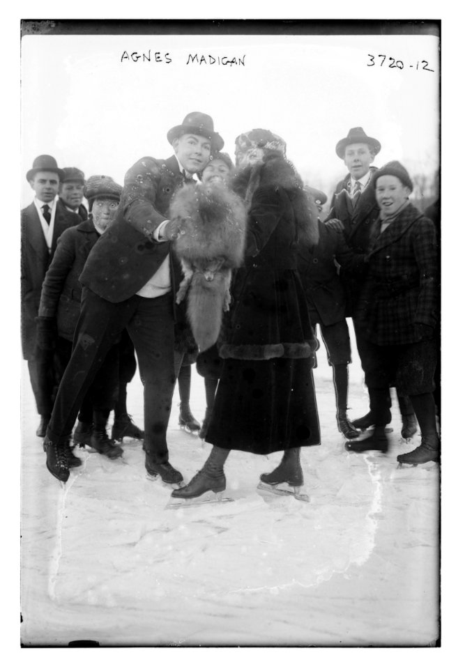 Agnes Madigan (ice skater) LCCN2014700720