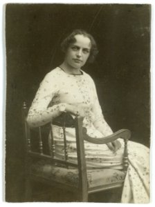 Agnes Henningsen by Frederik Riise