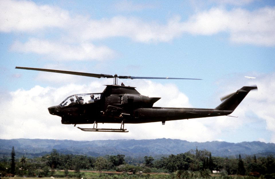 AH-1S Hawaii Army National Guard in flight 1985