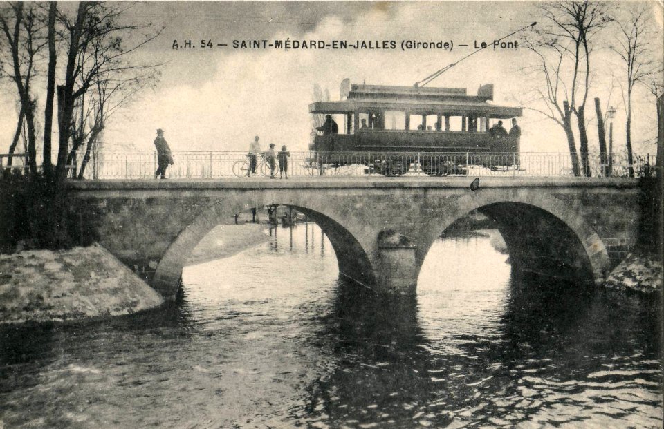 AH 54 - SAINT-MEDARD-EN-JALLES - Le Pont