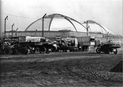 AHW Betrieb auf dem Freigelaende Grossmarkthalle Leipzig 8 6 1929