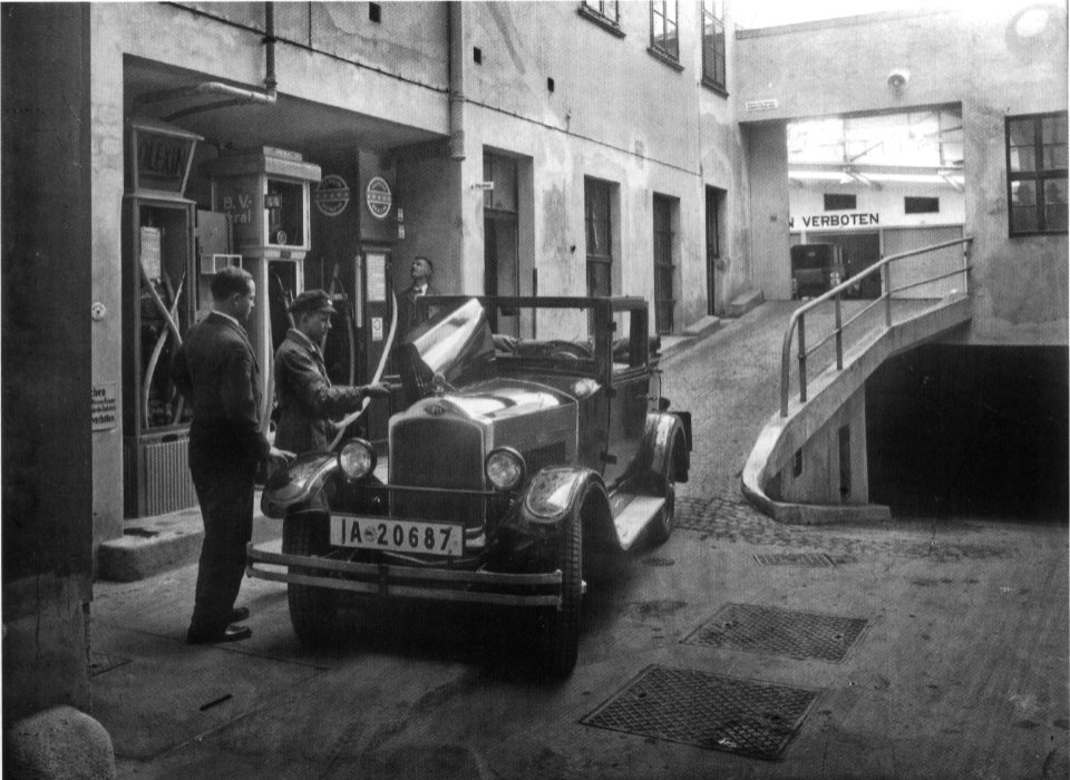 AHW Grossgarage Zschau Leipzig um 1925-1