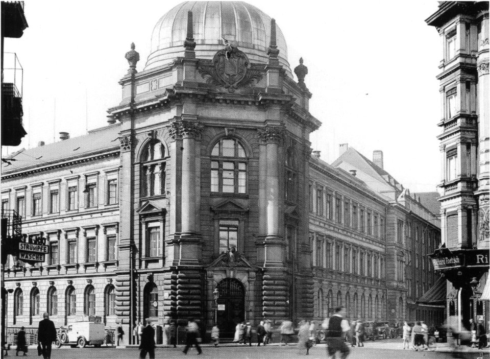 AHW Gebaeudekomplex Polizei Justiz Leipzig um 1930