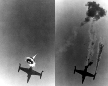 AIM-9L hits QT-33 over China Lake 1975