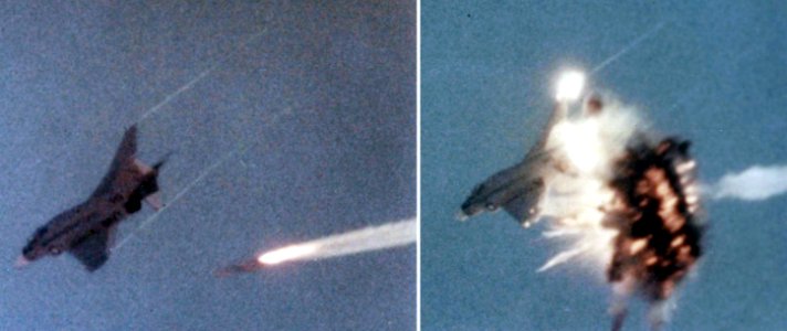 AIM-54 Phoenix destroys QF-4 drone 1983