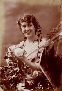 Aimée Campton, btv1b8596946r-p016