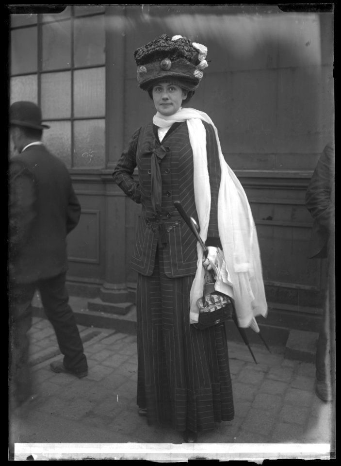 Aino Ackté, porträtt - SMV - NA075