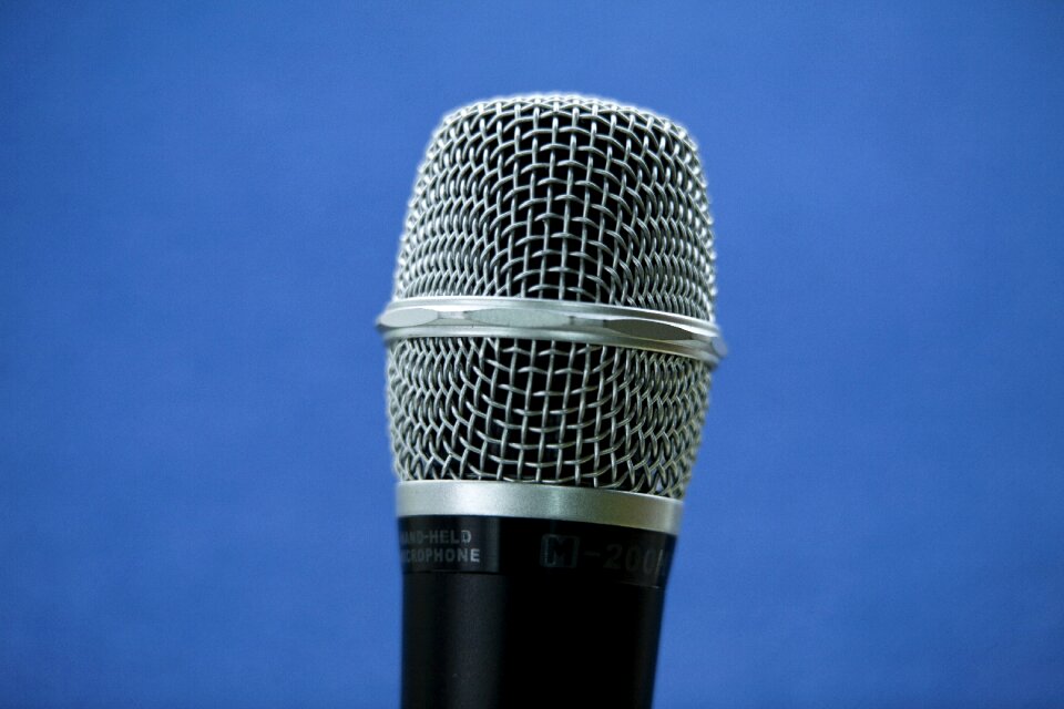 Sound music broadcasting