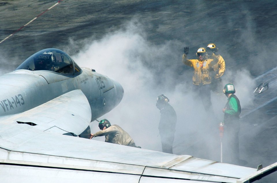 Air operations during dual carrier exercise DVIDS40049