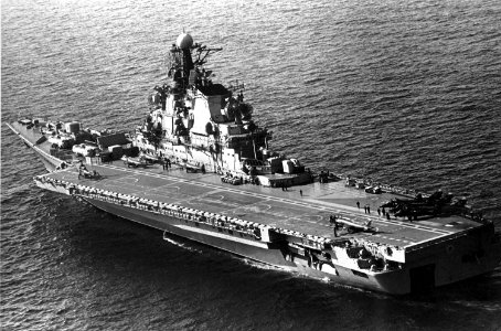 Aircraft carrier Kiev in 1986 (2)