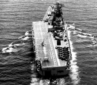 Aircraft carrier Minsk in 1985