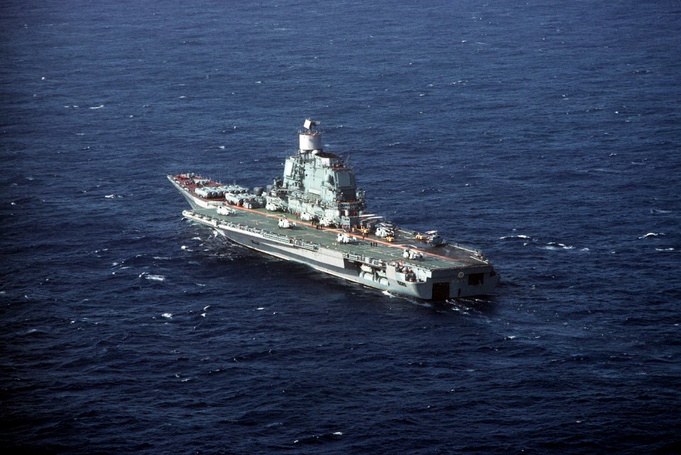 Aircraft carrier Baku in 1988 (3)