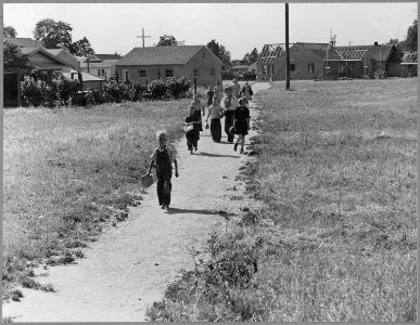 Airport tract, near Modesto, Stanislaus County, California. Children going to the Wilson Elementary . . . - NARA - 521634
