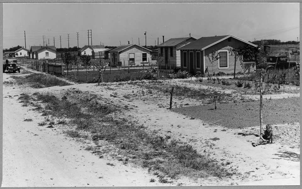 Airport tract, near Modesto, Stanislaus County, California. One side of Conejo Street between Canal . . . - NARA - 521620